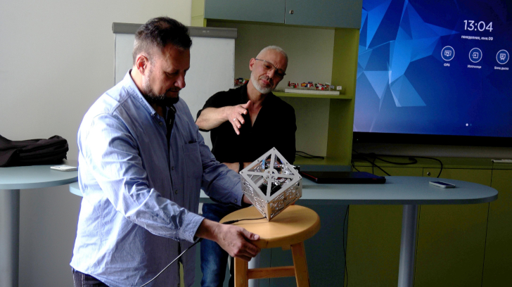 Публика в София САТ Клуб